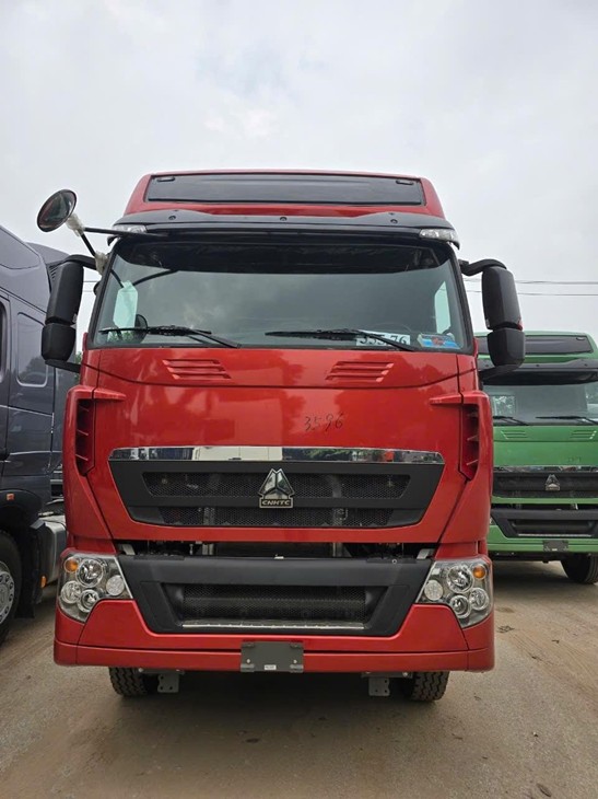 XE Ô TÔ ĐẦU KÉO CNHTC LOẠI SITRAK 440 CẦU DẦU 